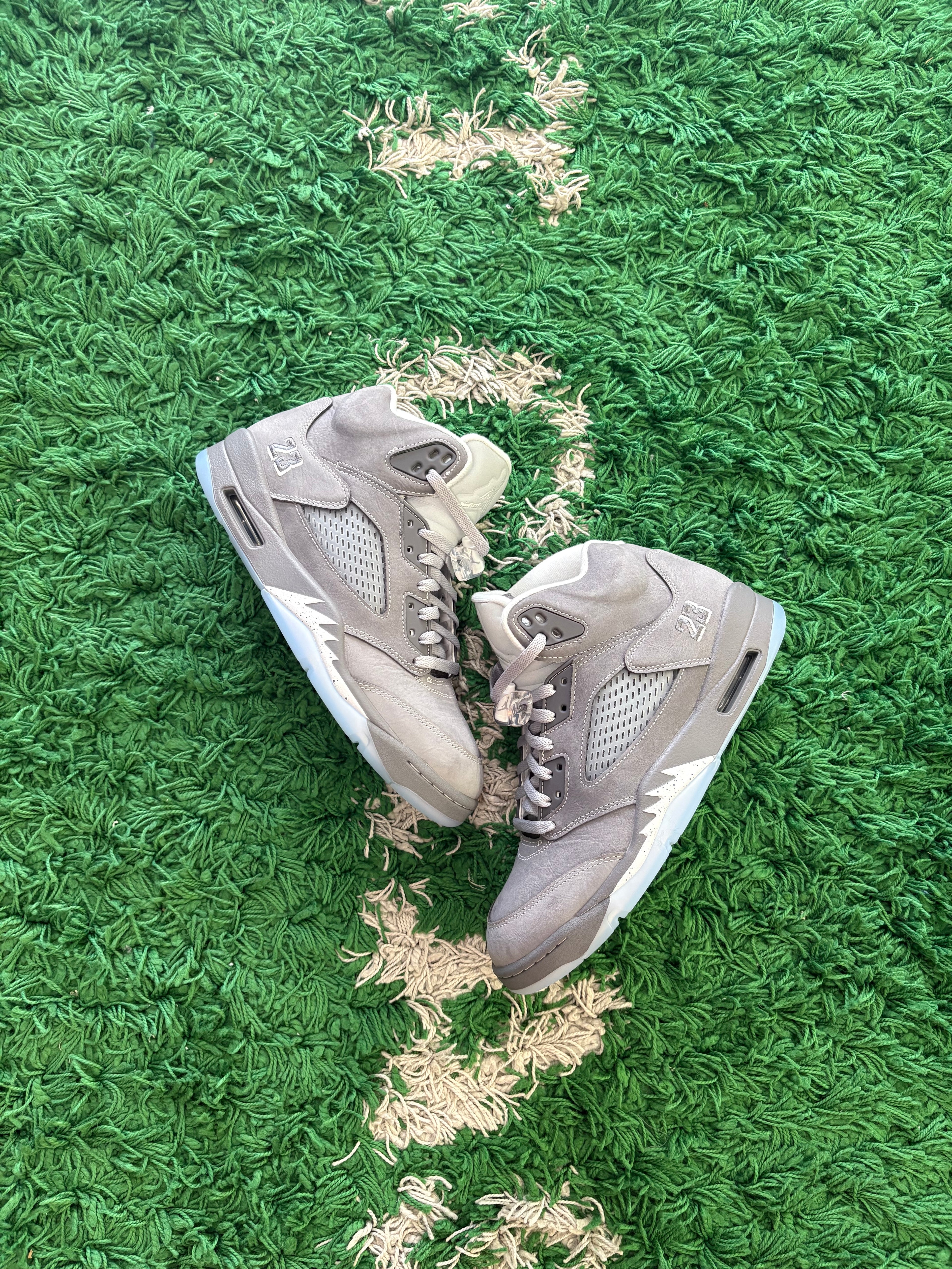 Jordan Retro 5 “Wolf Grey”