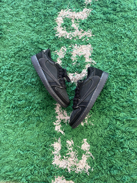 Jordan Retro 1 Low OG “Black Phantom”