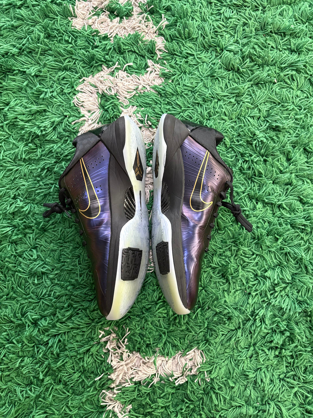 Kobe 5 Protro Year of the Mamba “Eggplant”
