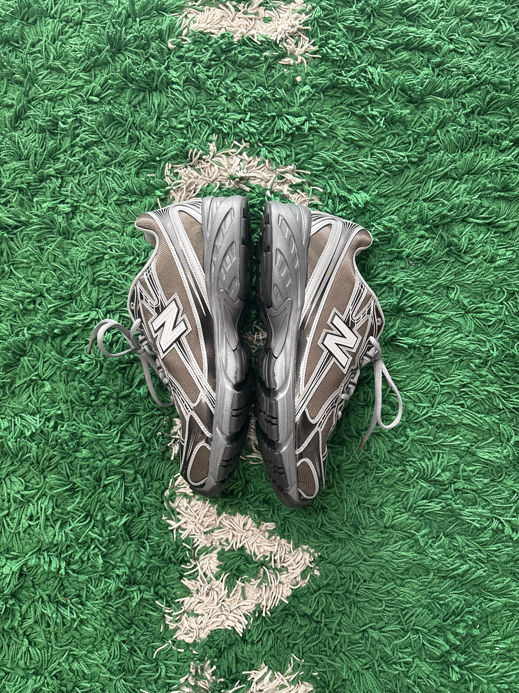 New Balance 740 “Castlerock”