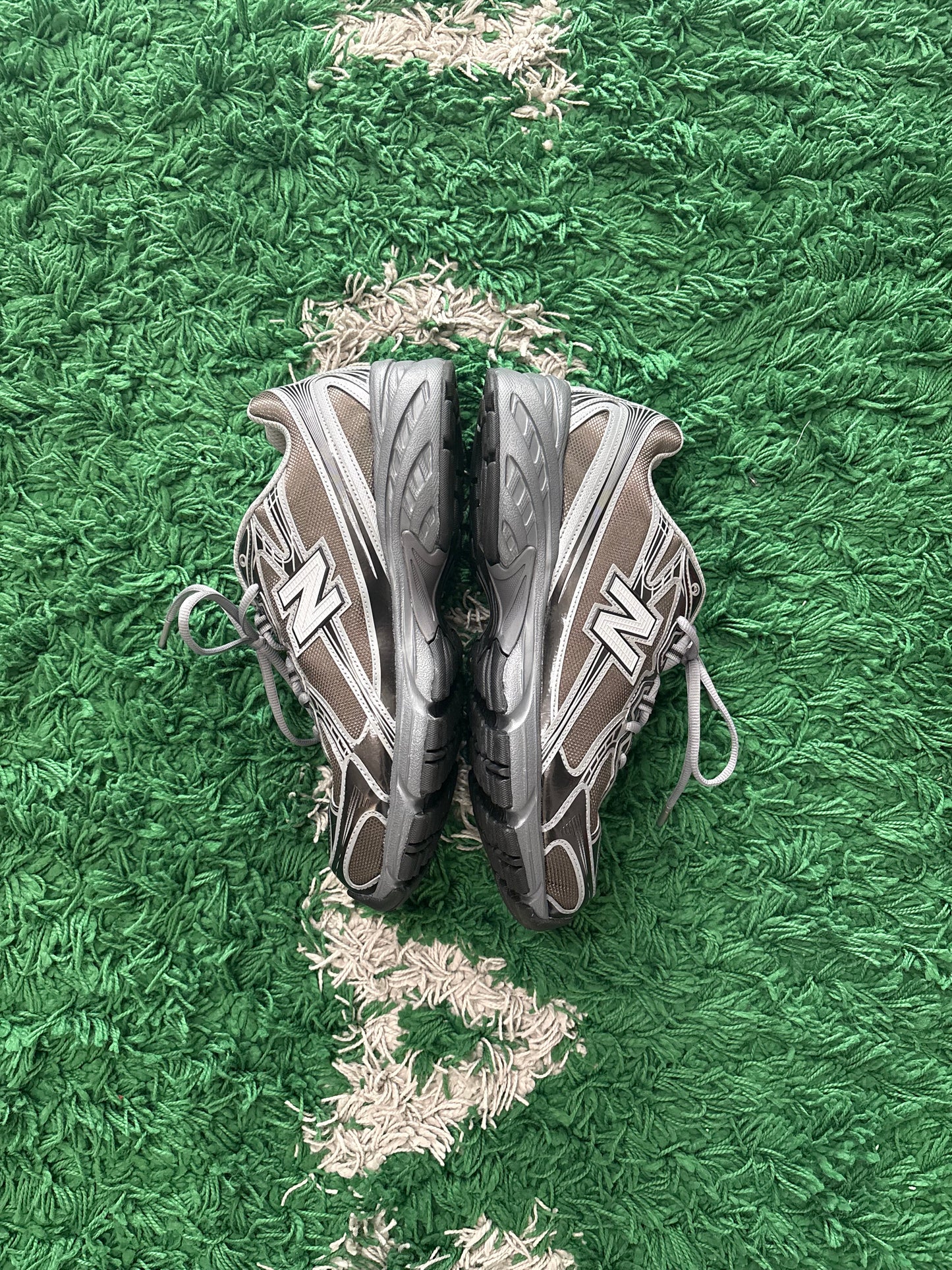 New Balance 740 “Castlerock”
