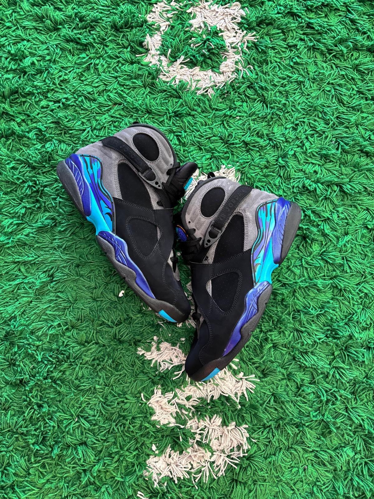 Jordan Retro 8 “Aqua”