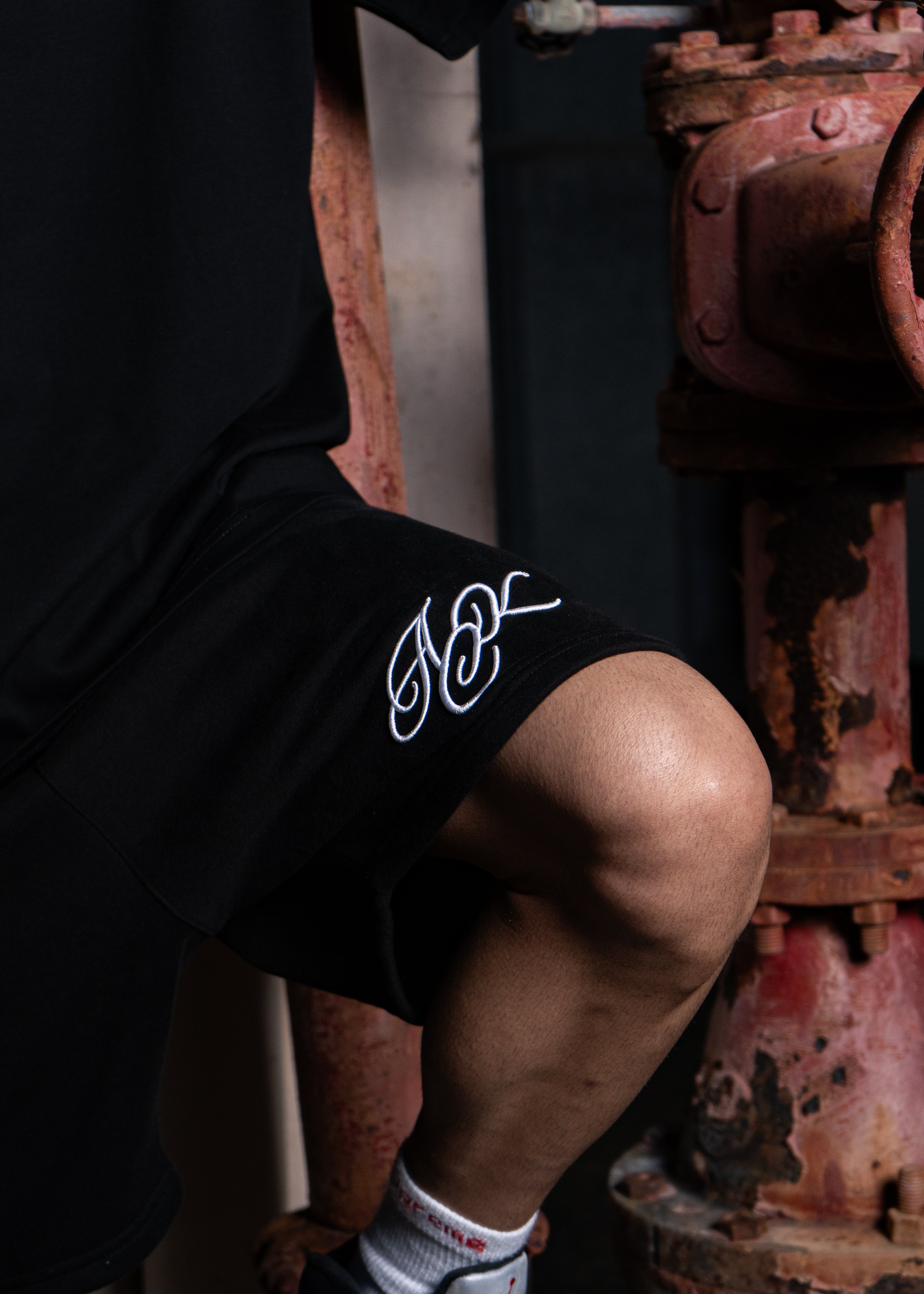 AC Cursive Short