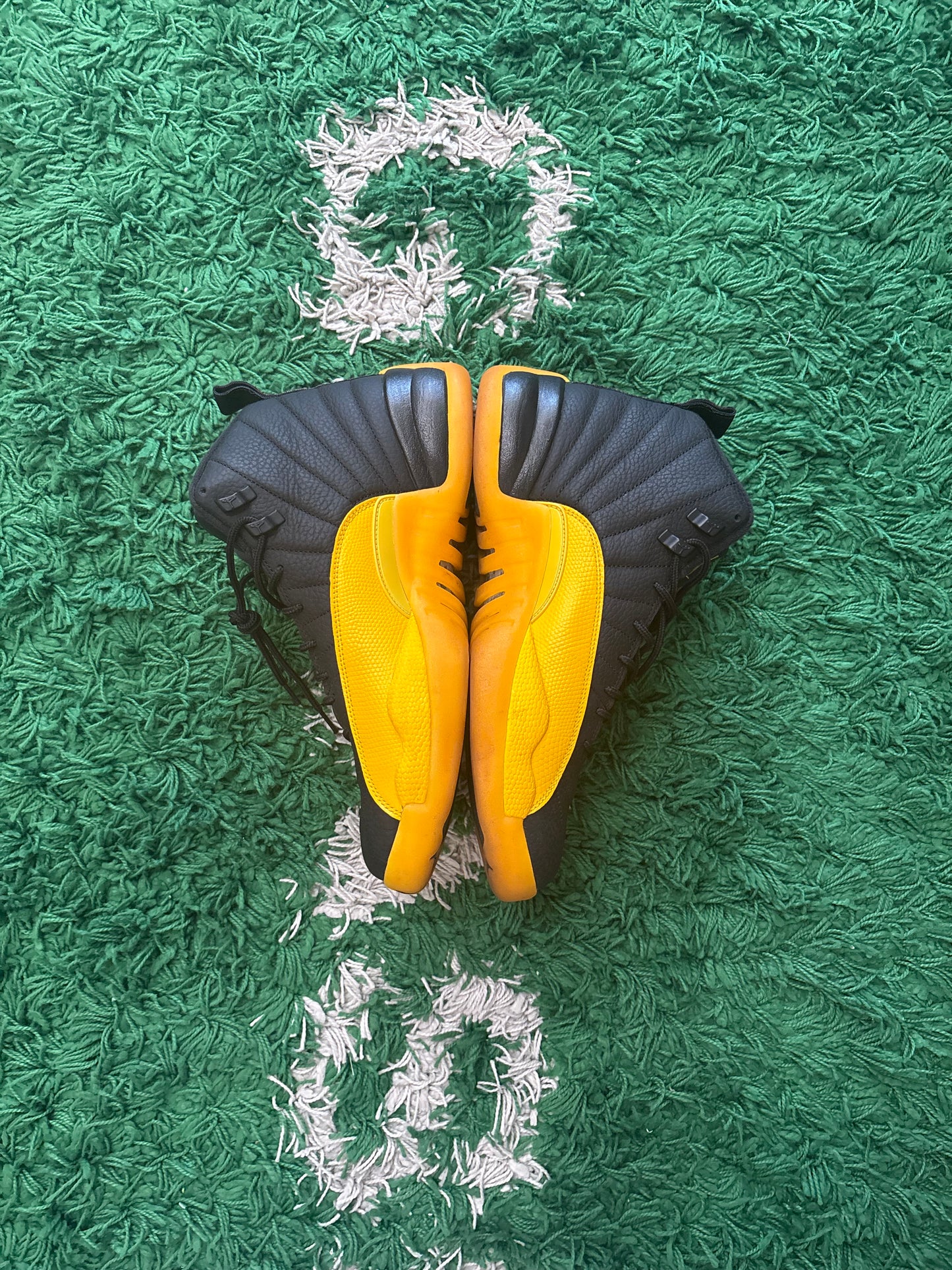 Jordan Retro 12 “University Gold”
