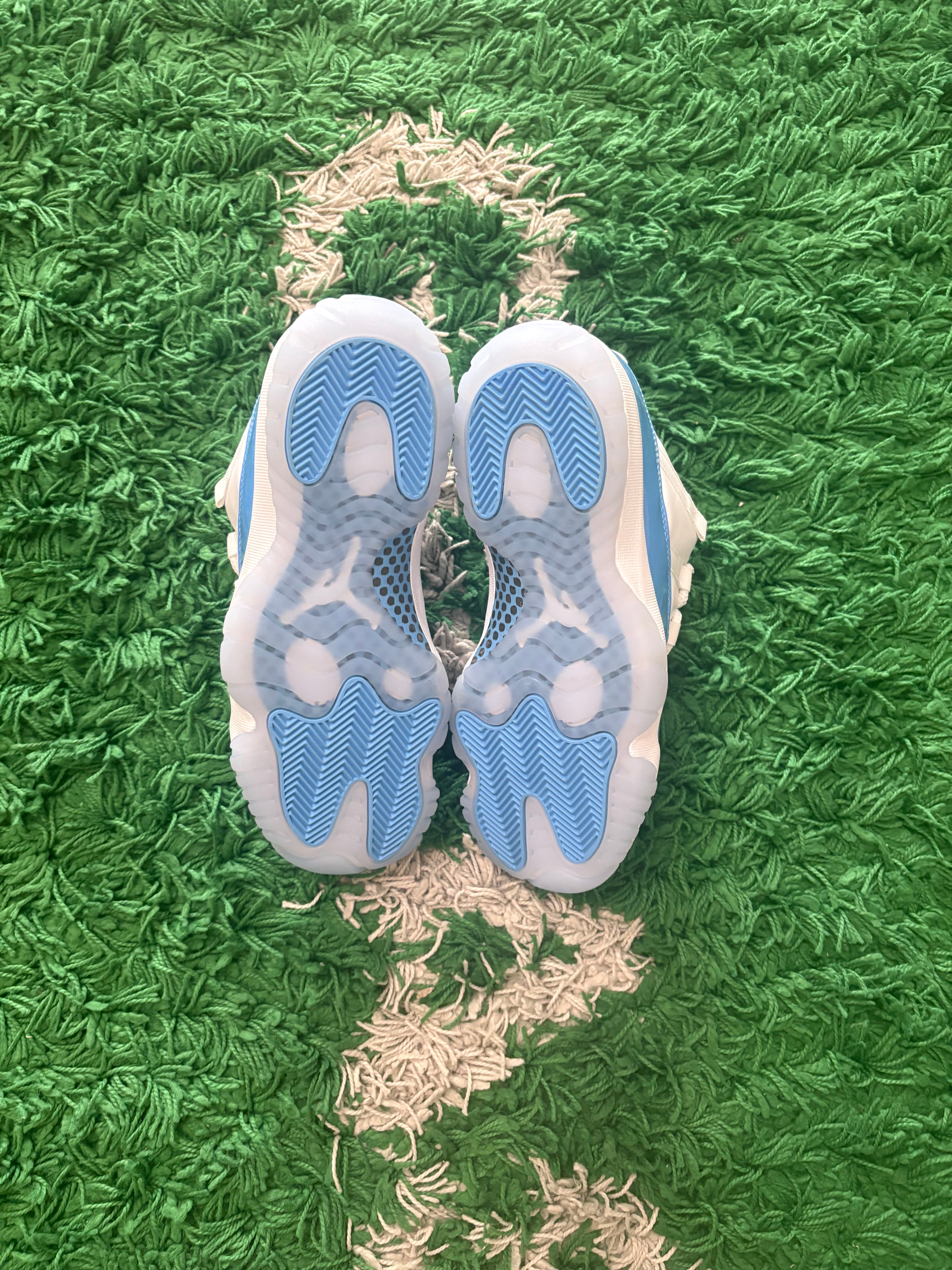 Jordan Retro 11 Low “UNC”