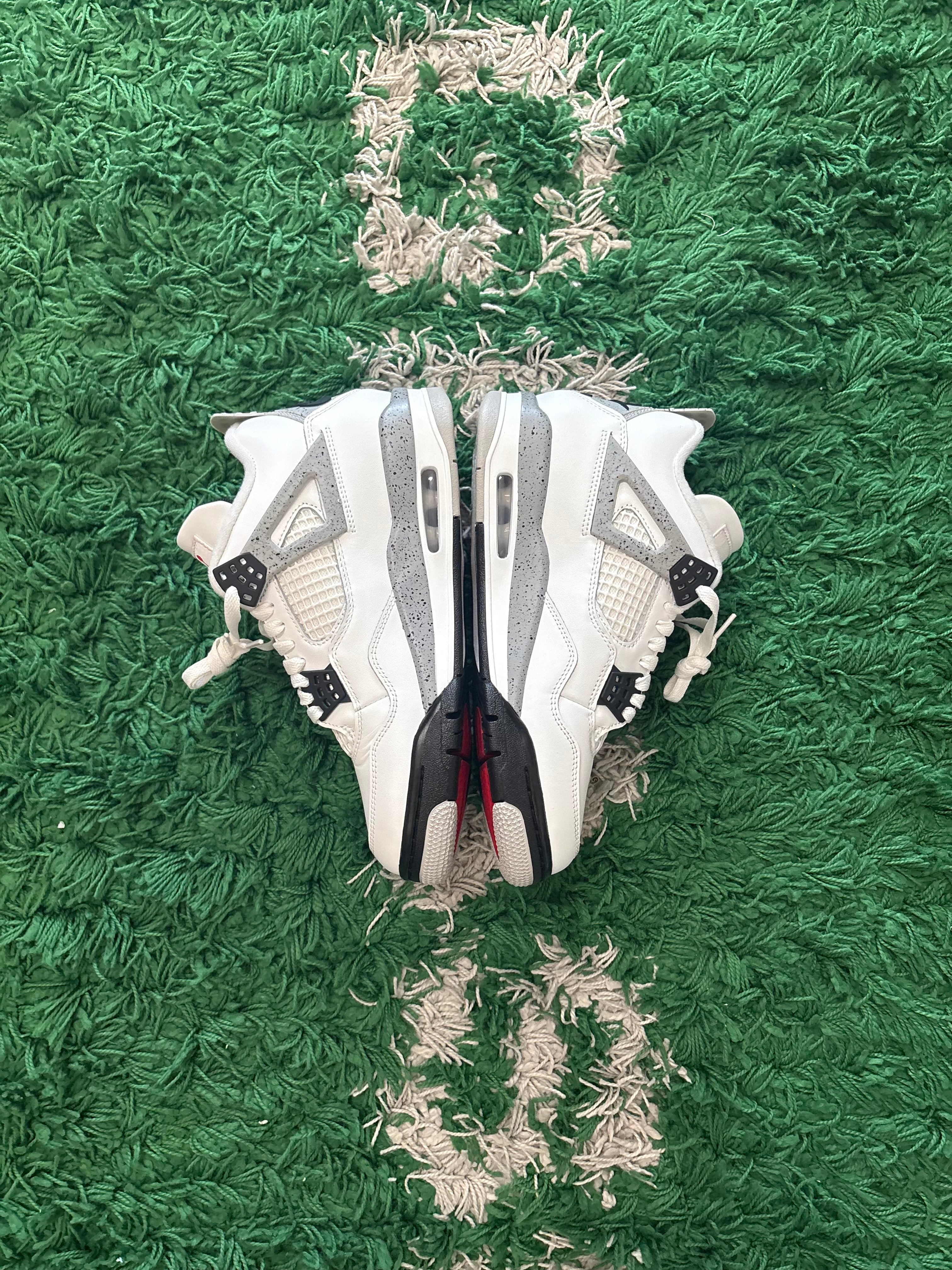 Jordan Retro 4 “White Cement”