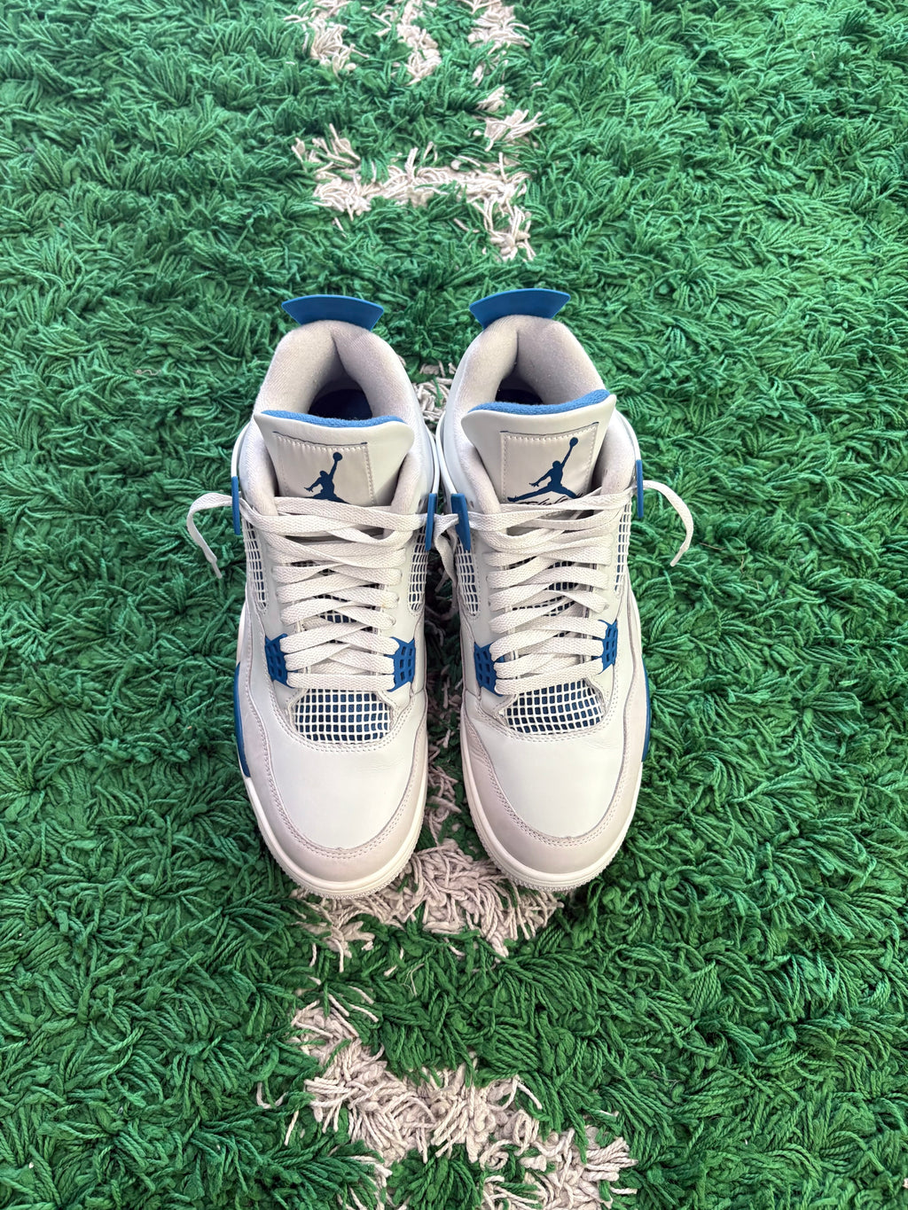 Jordan Retro 4 “Military Blue” 2024