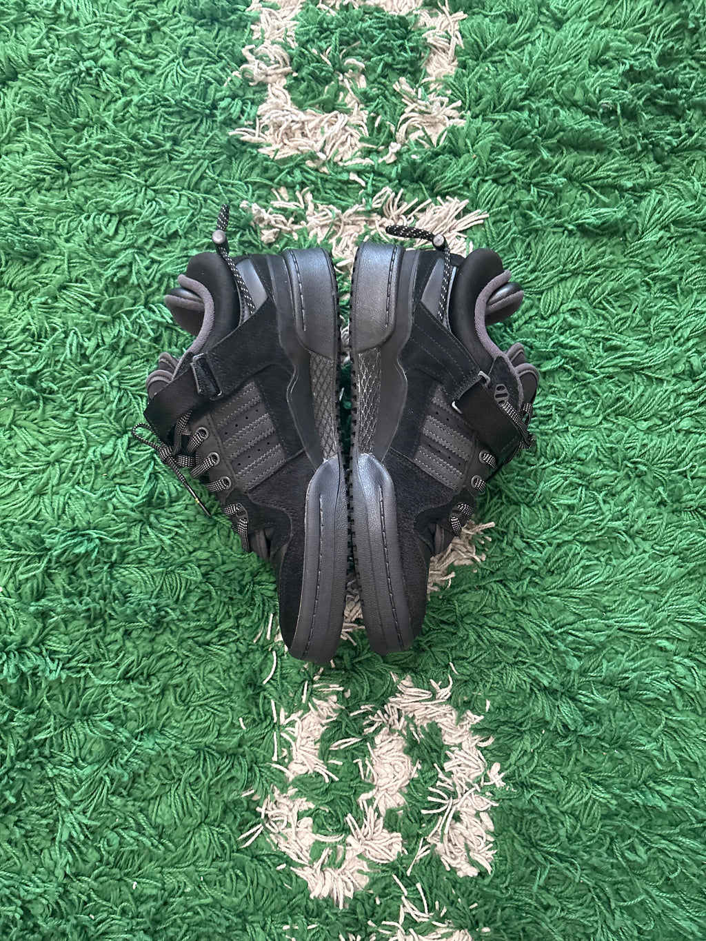 Adidas Bad Bunny Forum “Back To School”