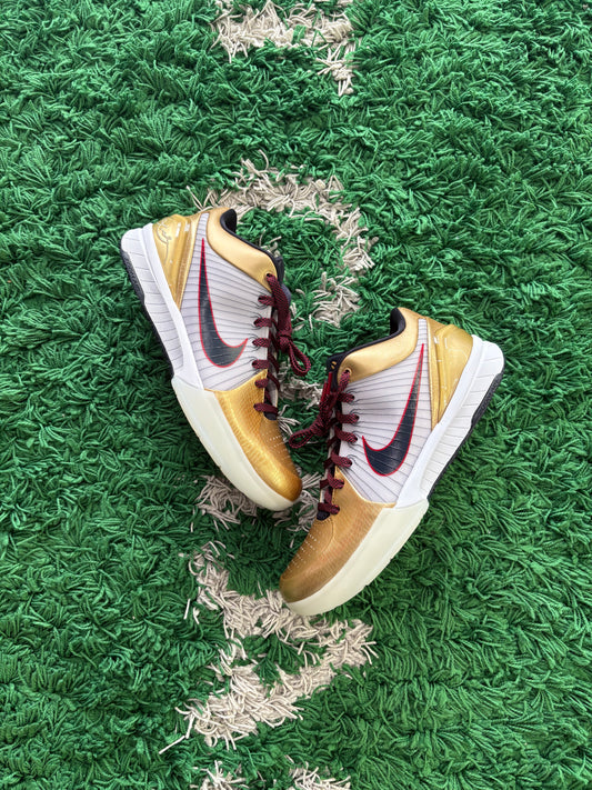 Kobe 4 Protro “Gold Medal”