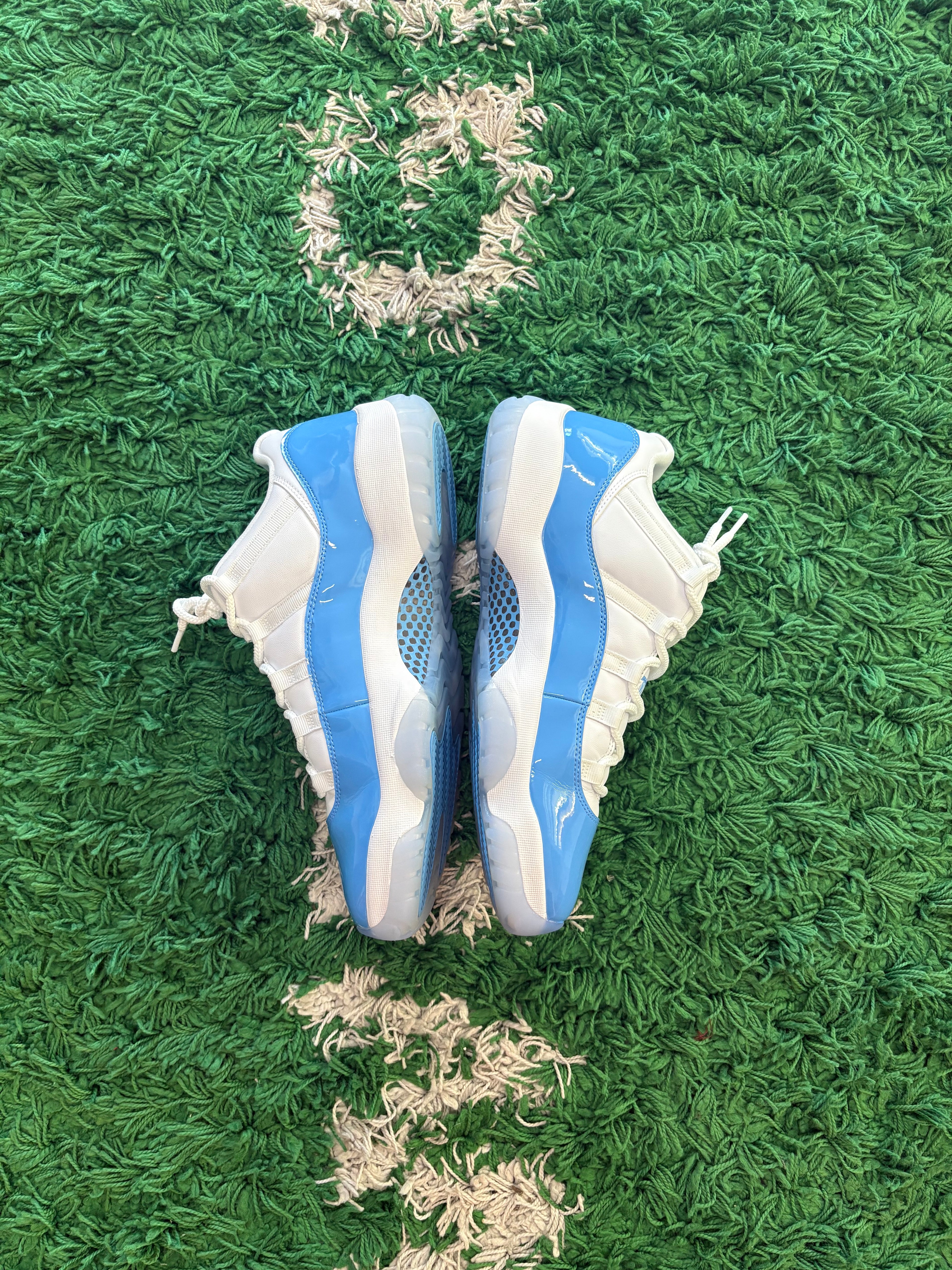 Jordan Retro 11 Low “UNC”