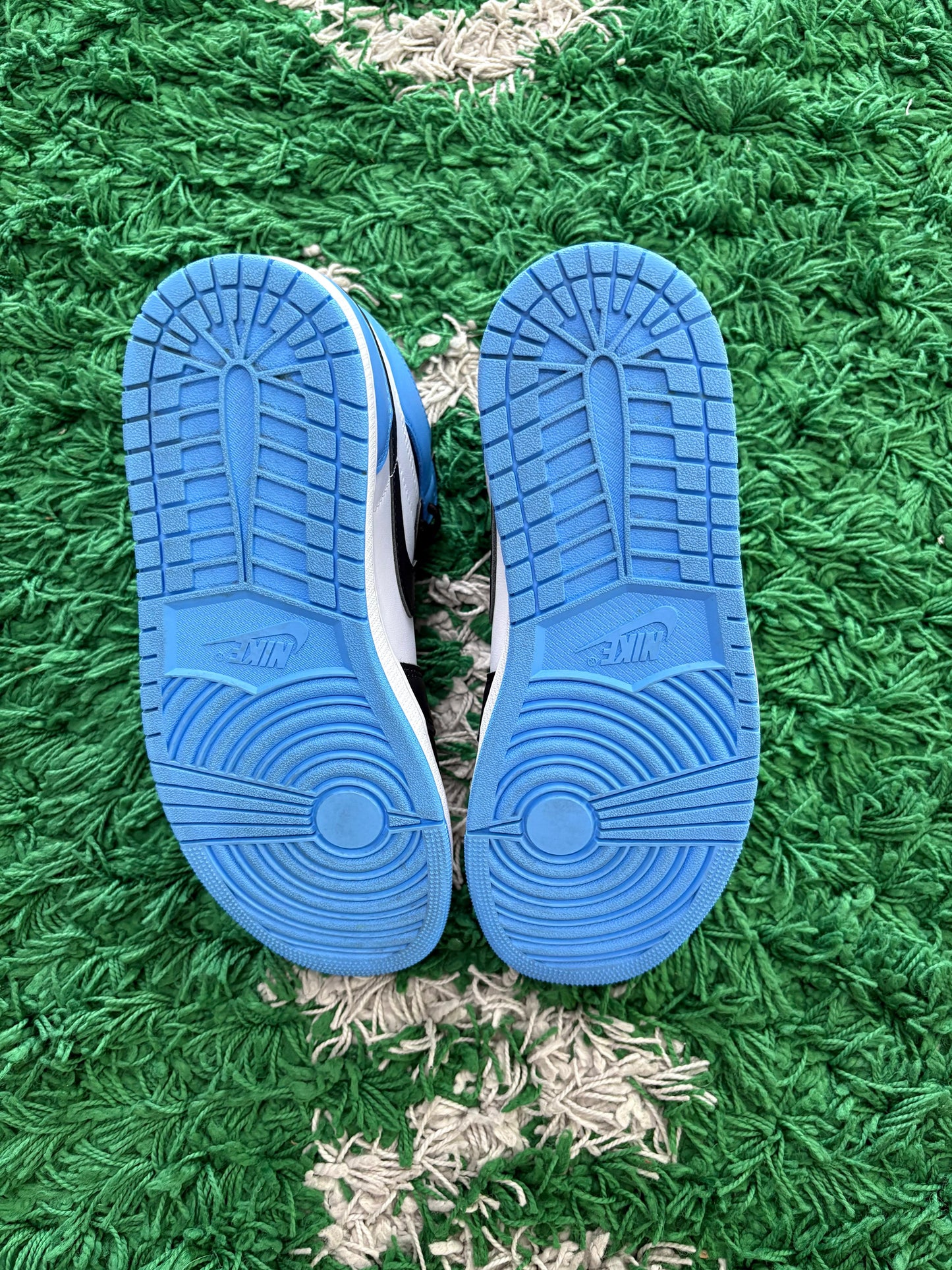 Jordan Retro 1 High “UNC Toe”
