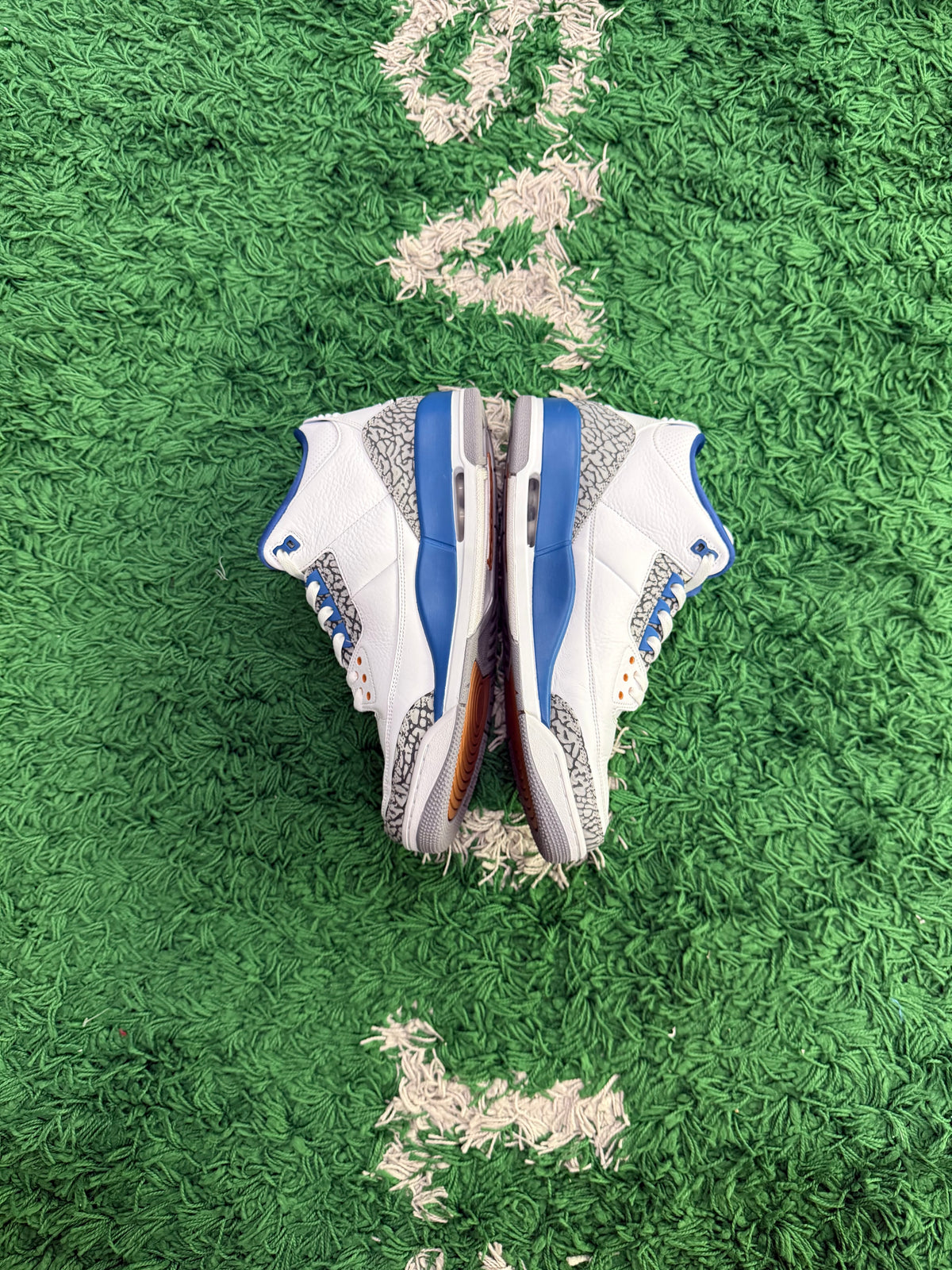 Jordan Retro 3 “Wizards”