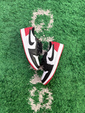 Jordan Retro 1 Low OG “Black Toe”