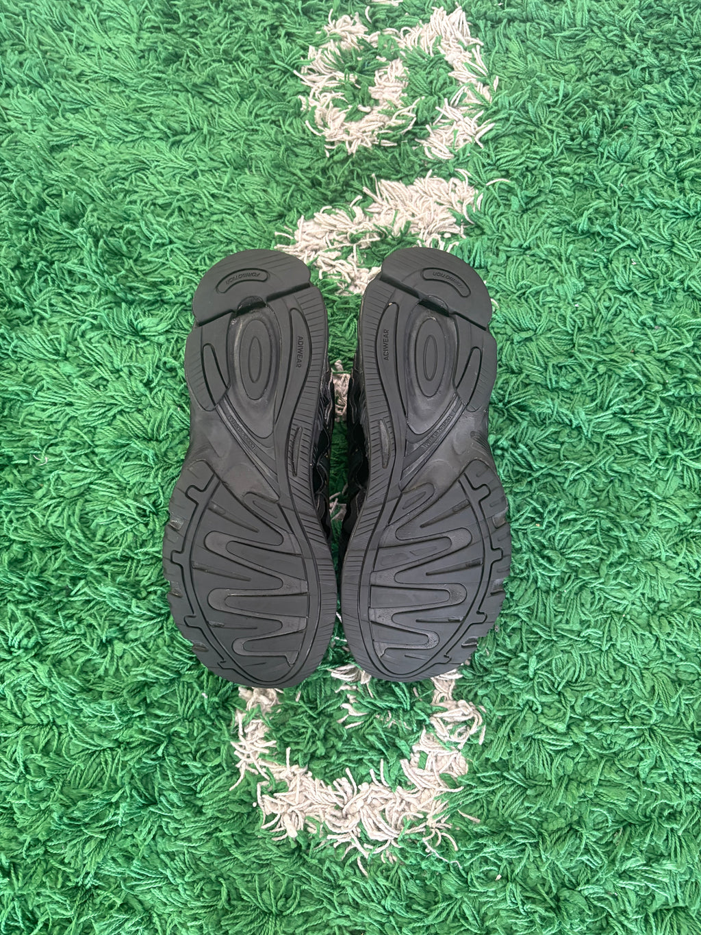 Bad Bunny Response CL “Triple Black”