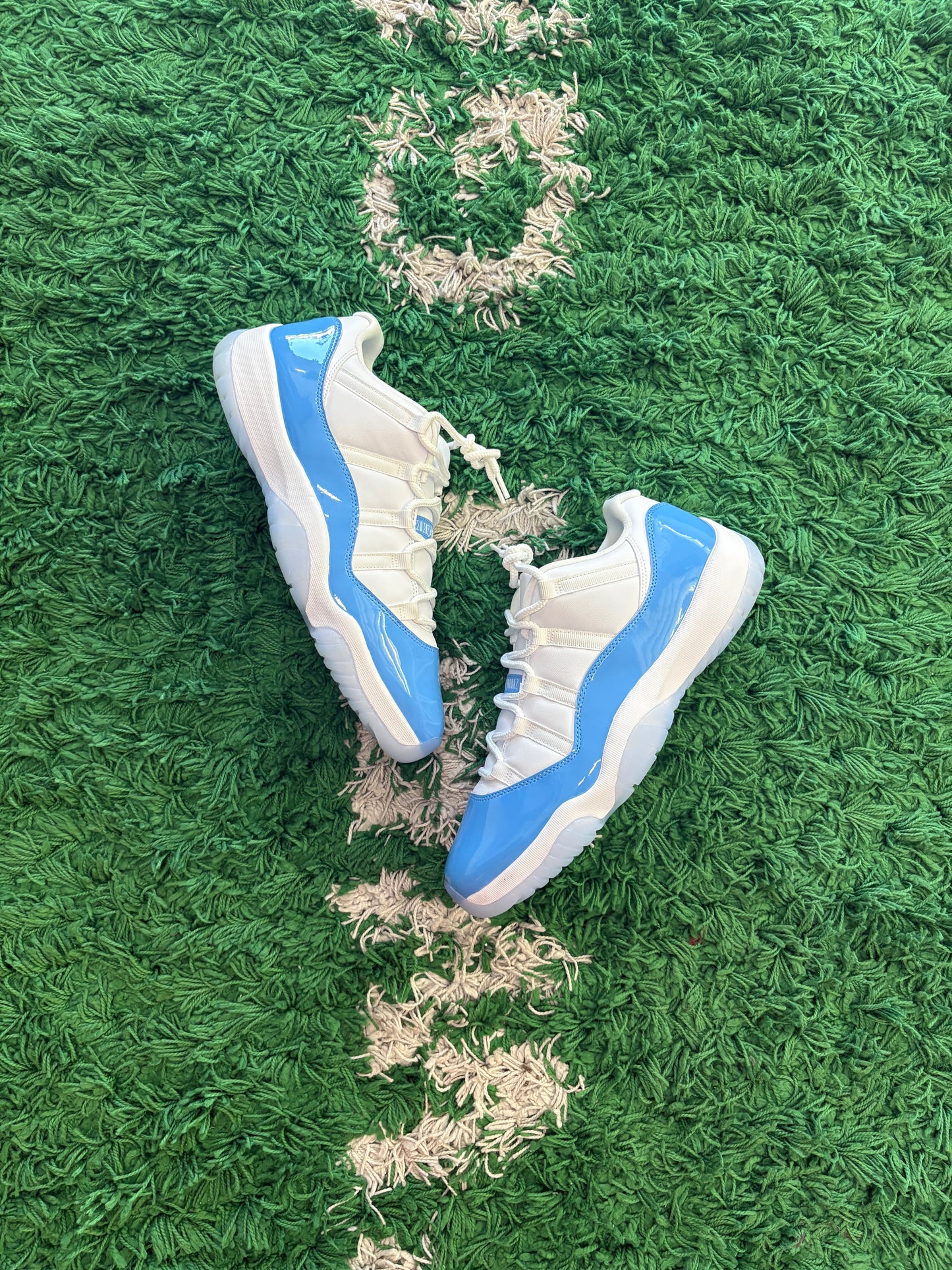 Jordan Retro 11 Low “UNC”
