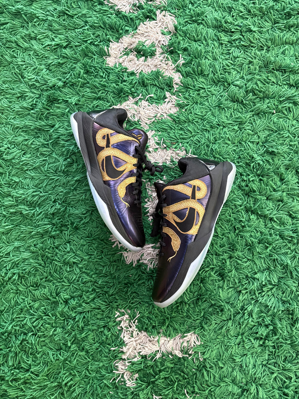 Kobe 5 Protro Year of the Mamba “Eggplant”