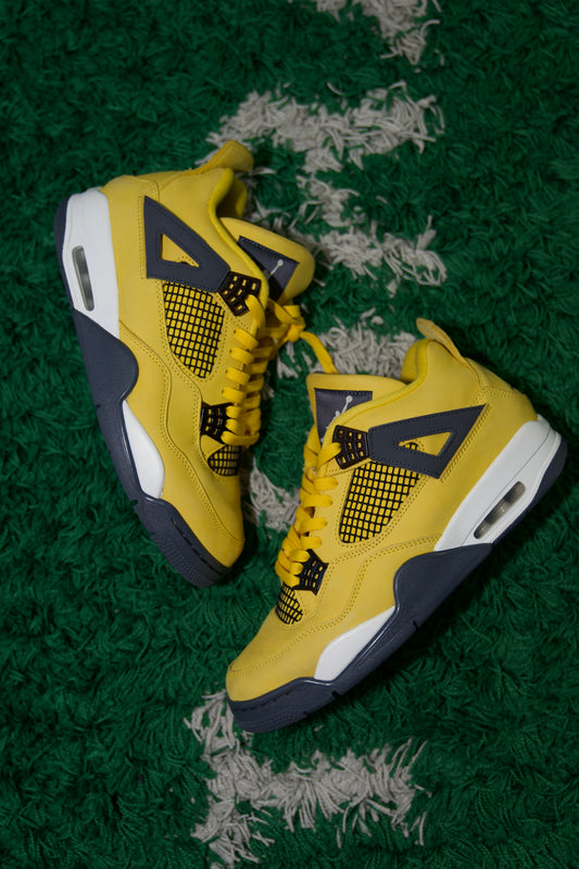 Jordan Retro 4 “Lightning”