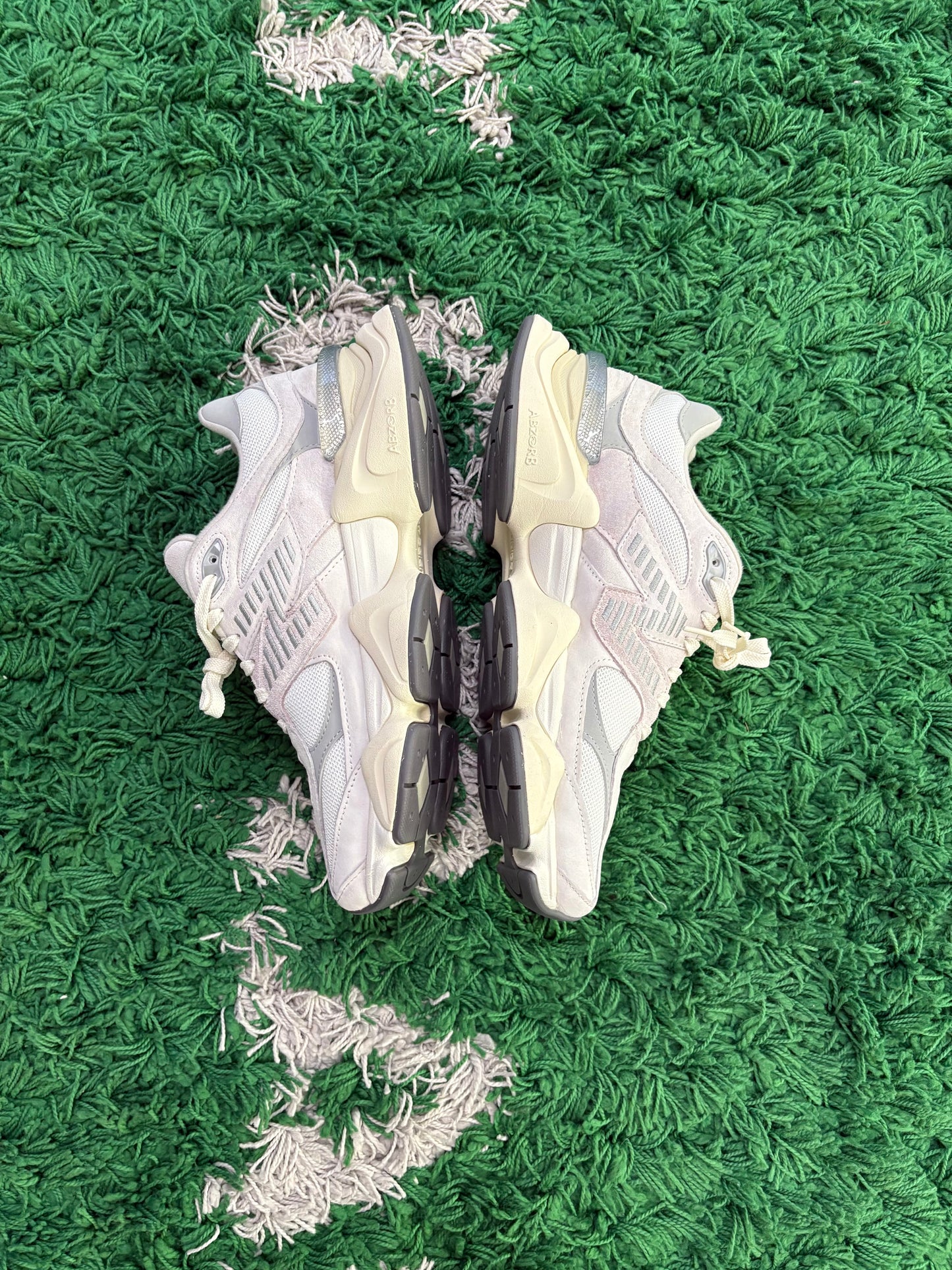 New Balance 9060 “Sea Salt”