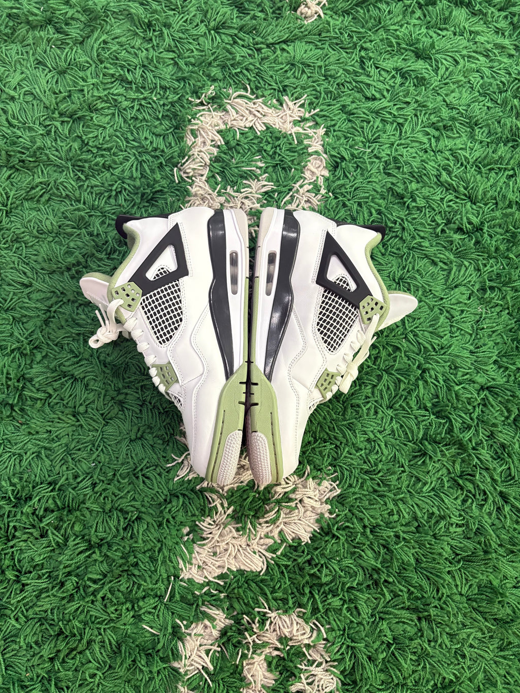 Wmns Jordan Retro 4 “Seafoam”