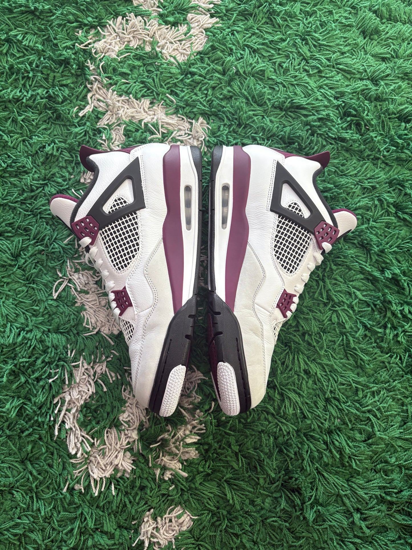 Jordan Retro 4 “PSG”
