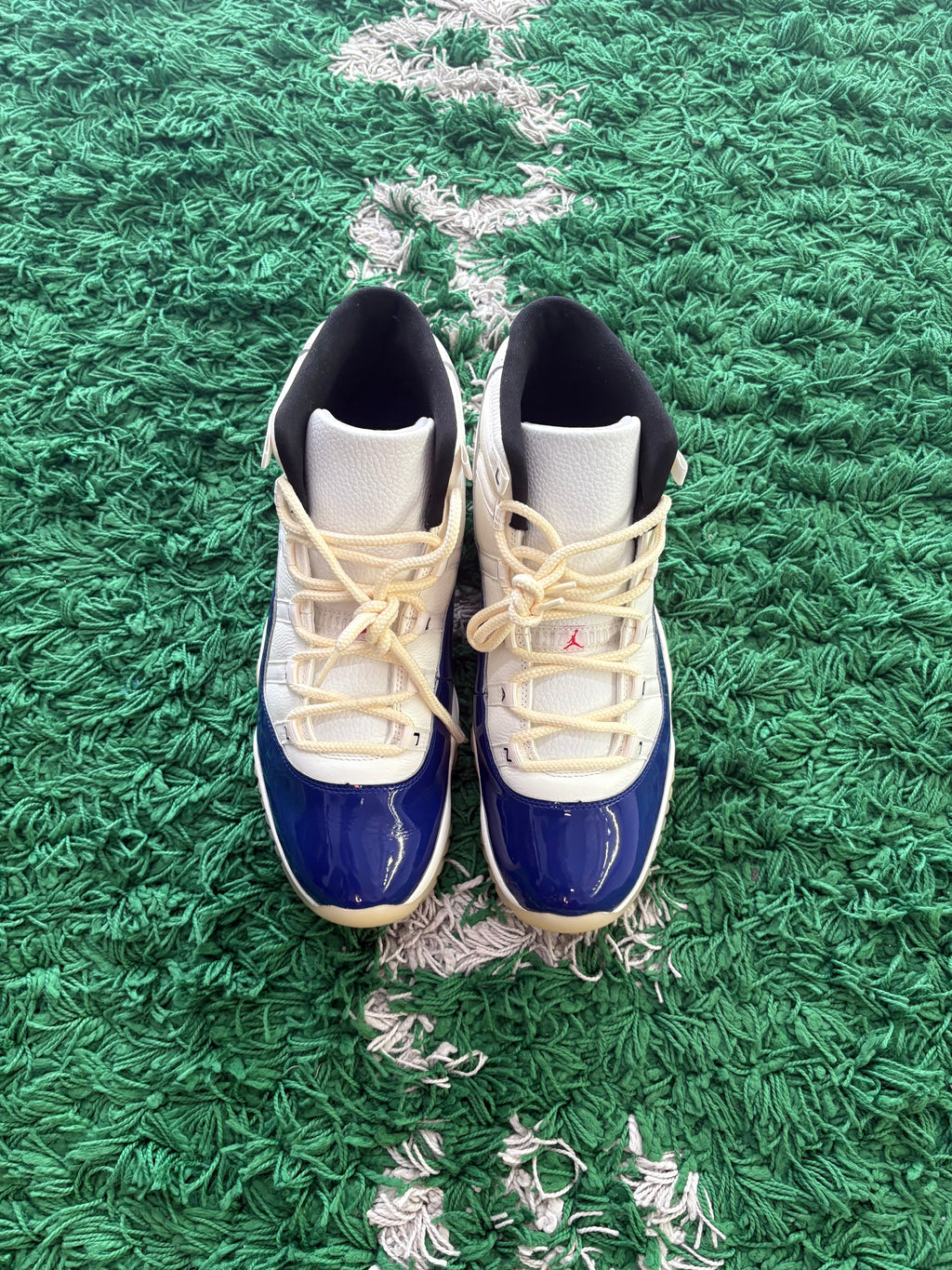 Jordan Retro 11 “Rare”