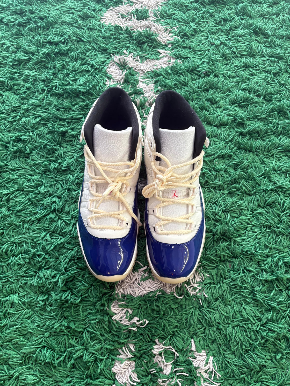 Jordan Retro 11 “Rare”