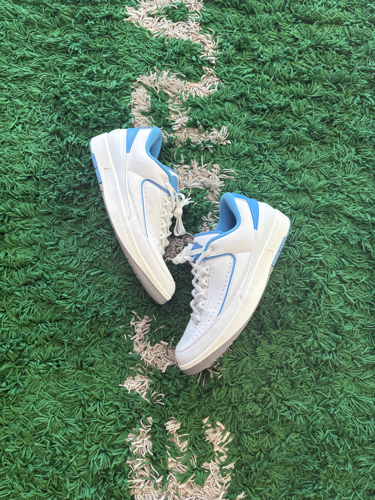 Jordan Retro 2 Low “UNC”
