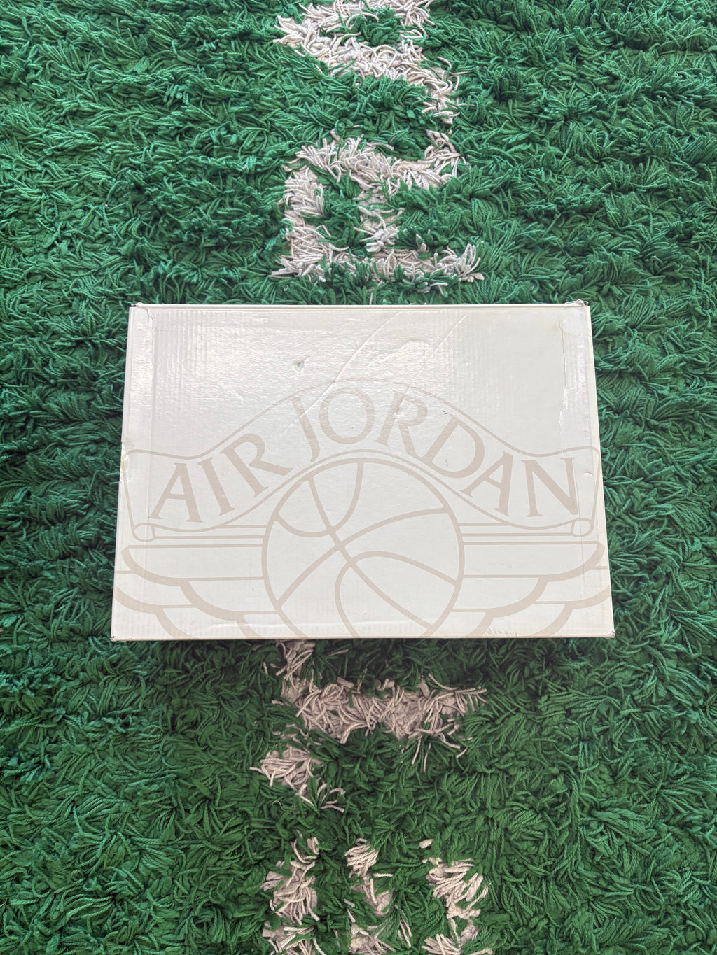 Jordan Retro 2 Low “UNC”