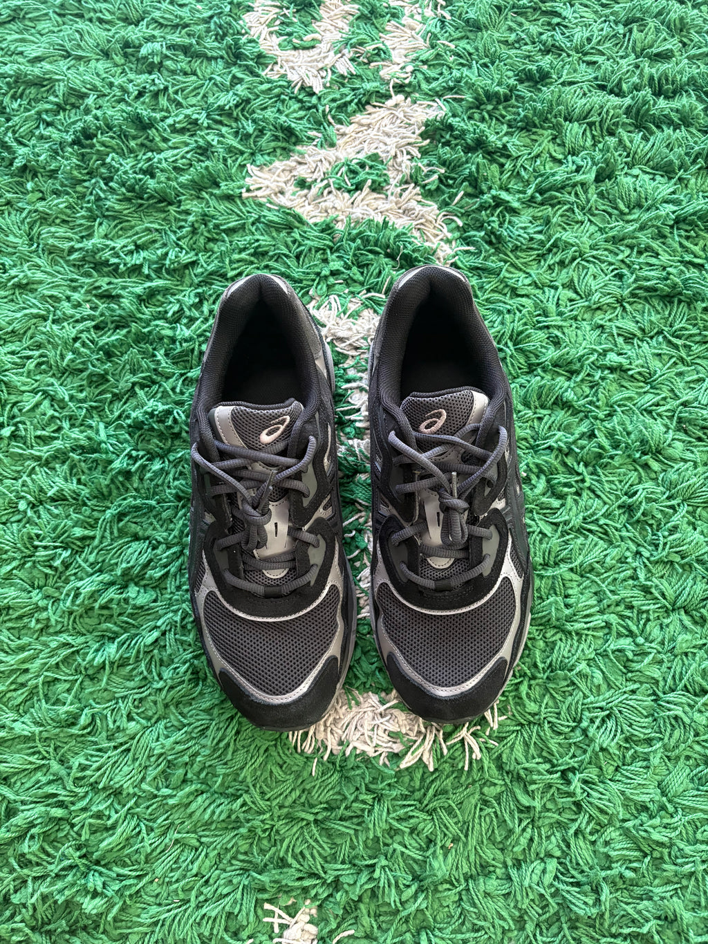 Asics Gel NYC “Graphite grey black”