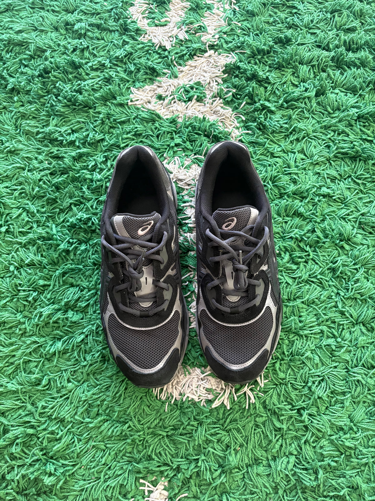 Asics Gel NYC “Graphite grey black”