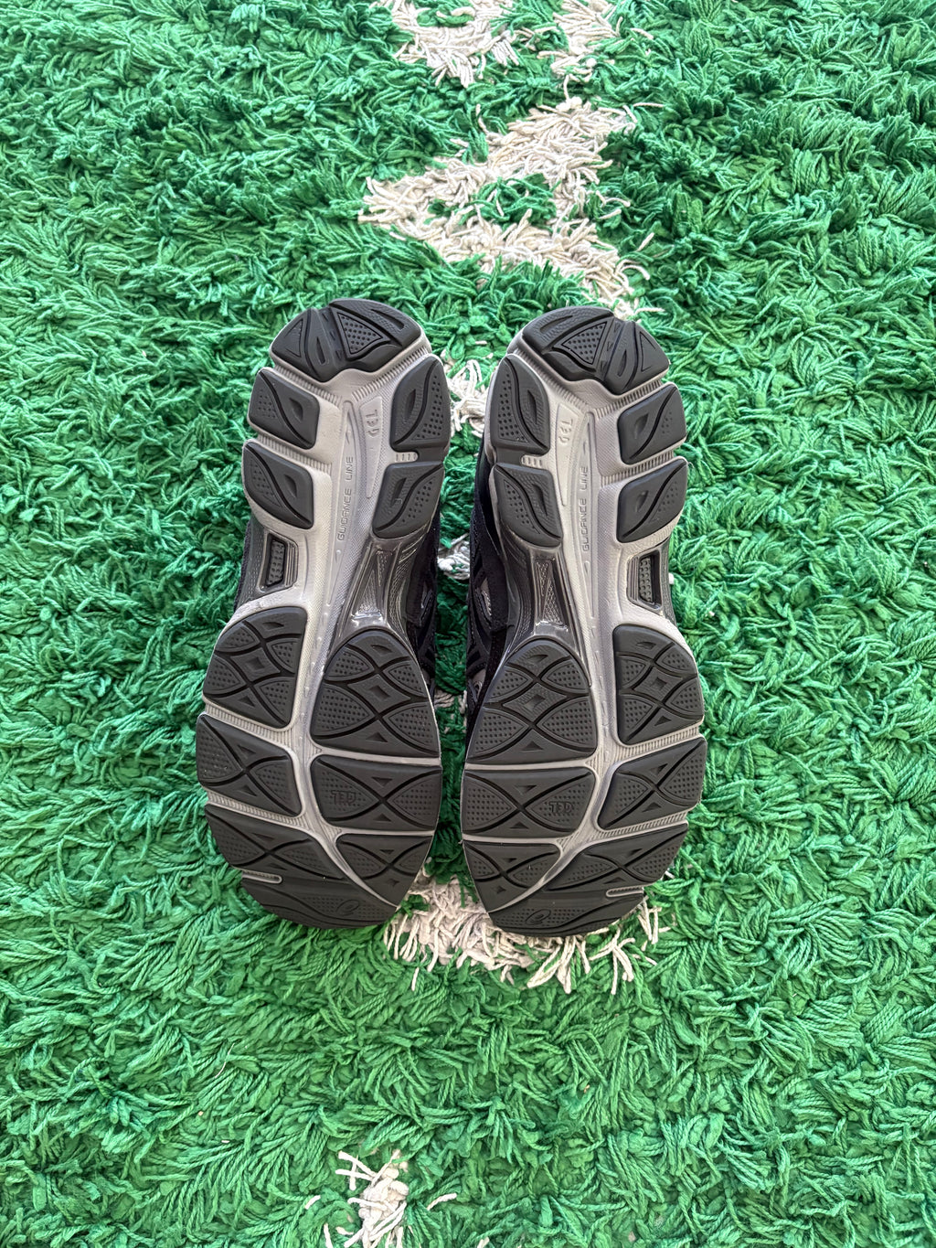 Asics Gel NYC “Graphite grey black”