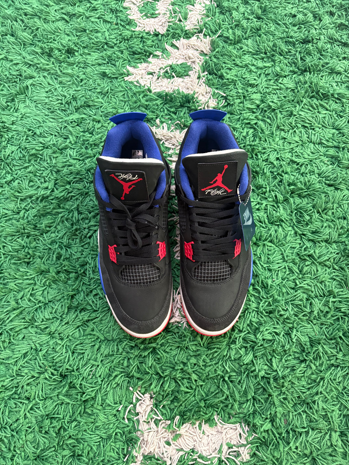 Jordan Retro 4 “Rare”
