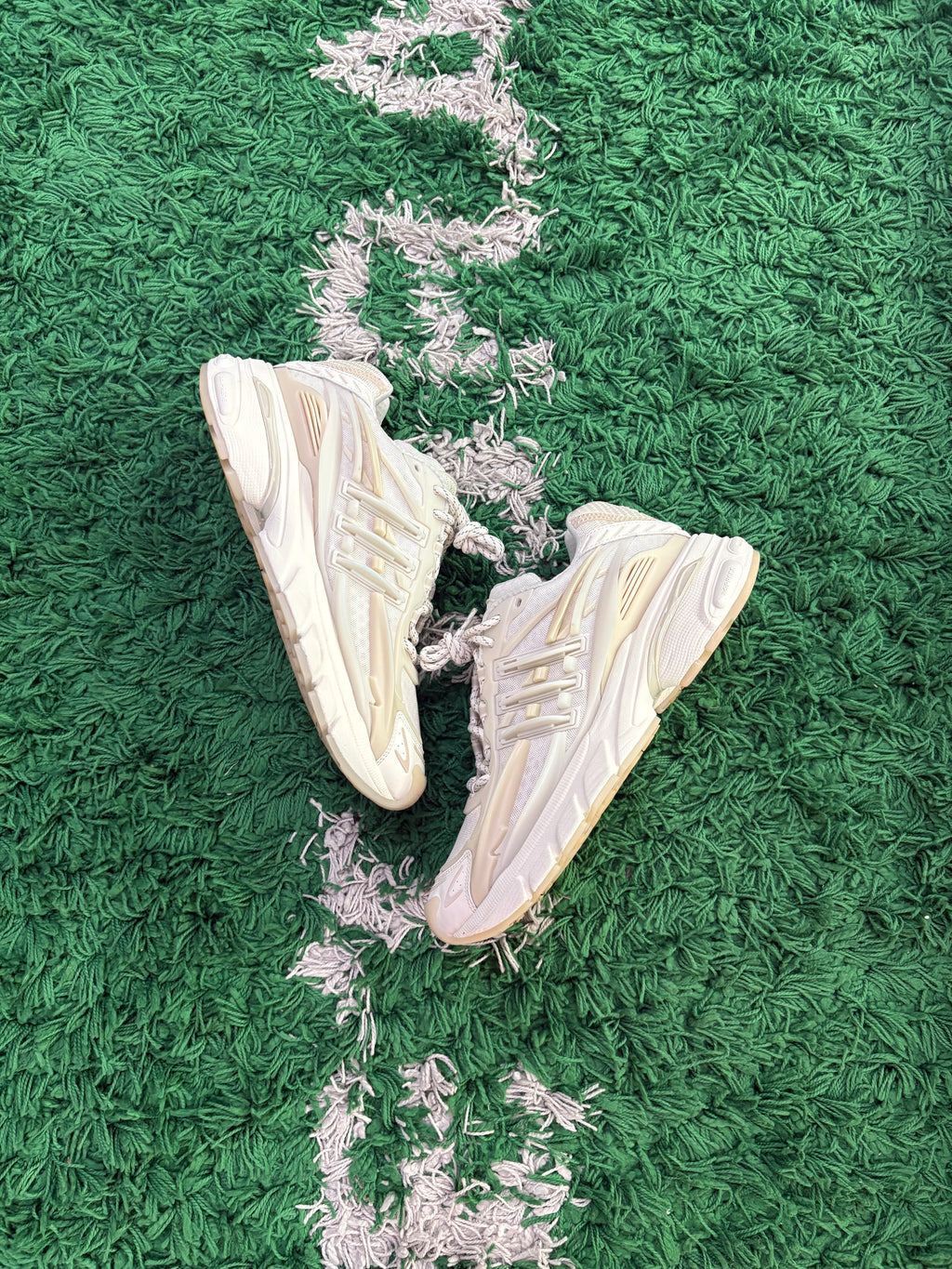 Adidas Adistar Jellyfish Pharrell Williams “White”